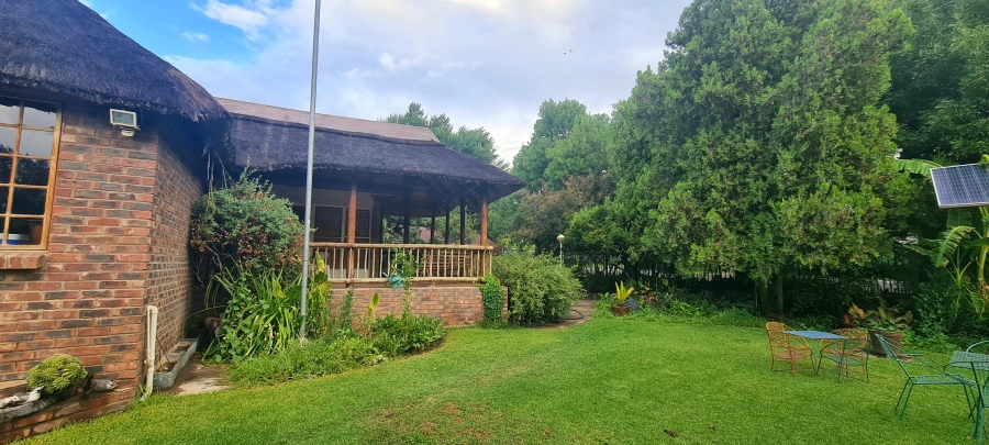 5 Bedroom Property for Sale in Douglas Northern Cape